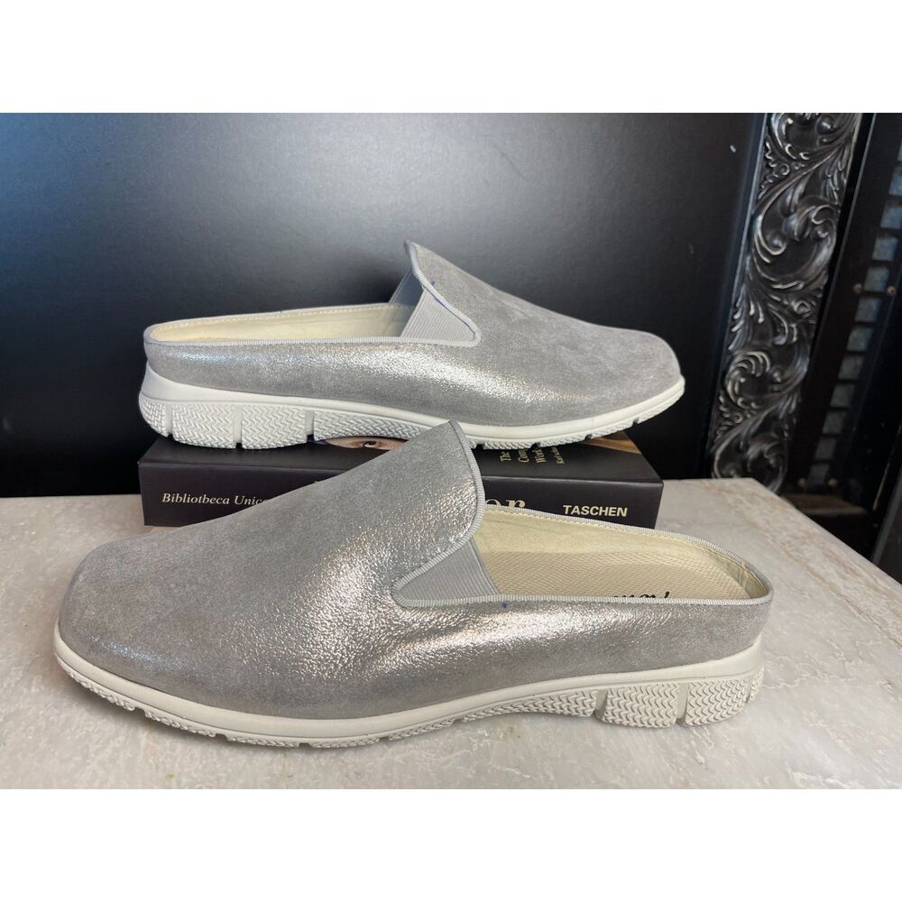 NWOT Trotters Uma Mule clogs size women 10